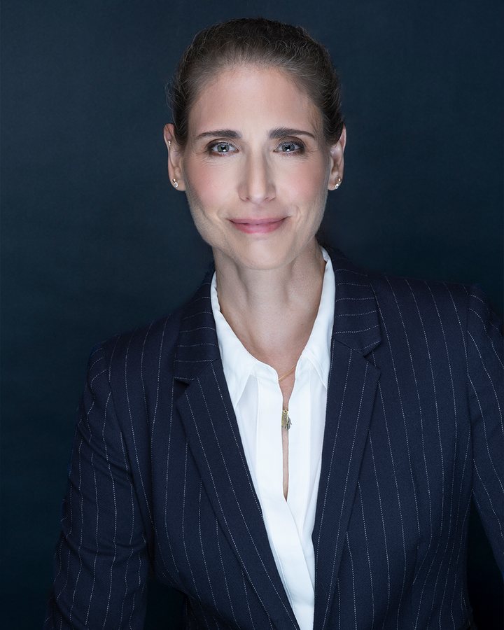 Dafna Gold &mdash; headshot by Headshot Miami