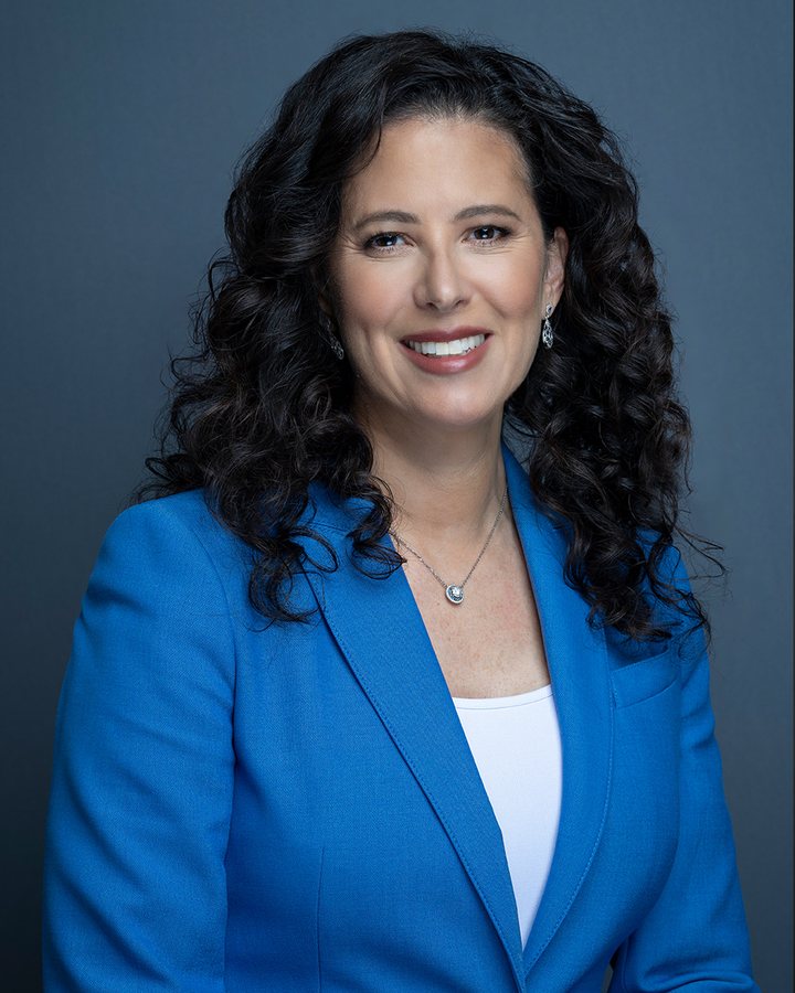 Rosanna Molinari Weber, ESQ. &mdash; headshot by Headshot Miami